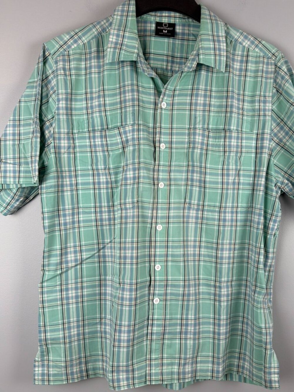 ScotteVest Shirt Mens M Green Plaid Beach Travel Hiking Short Sleeve Button Up